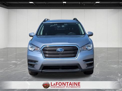Used 2022 Subaru Ascent Premium w/ Convenience Package image 3