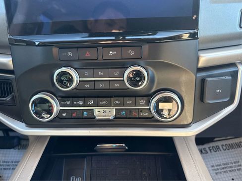 Used 2024 Ford Expedition Max XLT AWD/4WD image 25