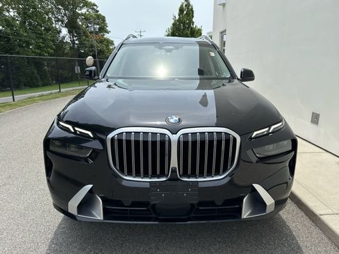 Certified 2023 BMW X7 xDrive40i w/ Premium Package image 7