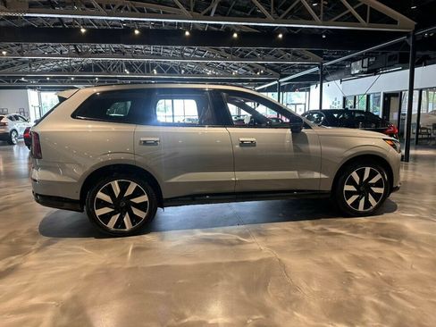 Used 2025 Volvo EX90 Ultra AWD/4WD image 6