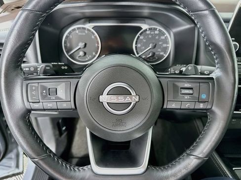 Used 2023 Nissan Rogue SL AWD/4WD image 21