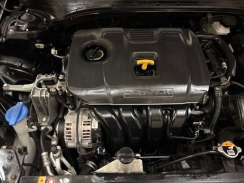 Certified 2023 Kia Forte LXS w/ LXS Technology Package FWD image 23