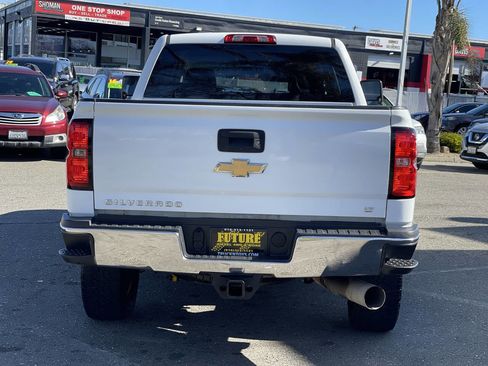 Used 2019 Chevrolet Silverado 2500 LT image 5