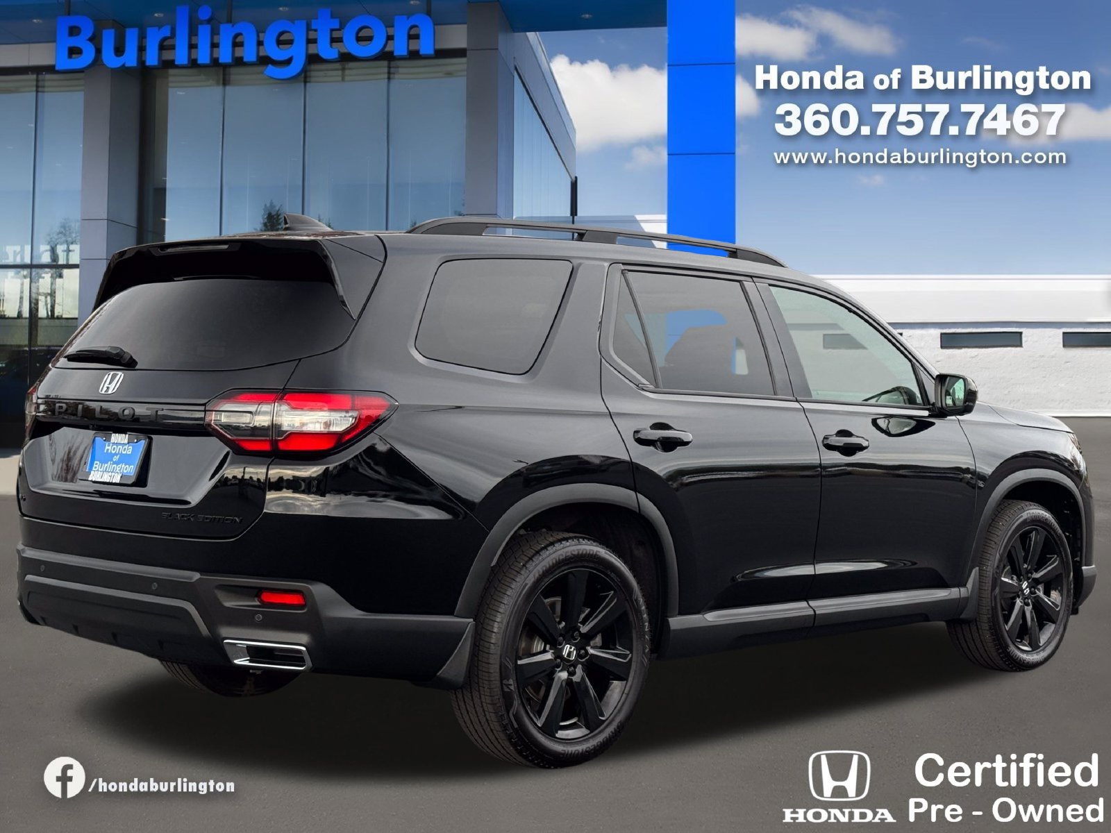 Certified 2025 Honda Pilot Black Edition image 7