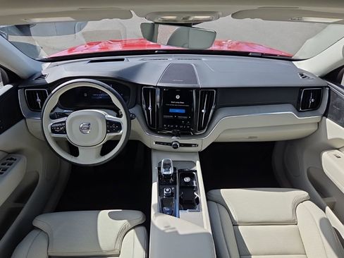 Certified 2023 Volvo XC60 B6 Ultimate w/ Climate Package AWD/4WD image 5