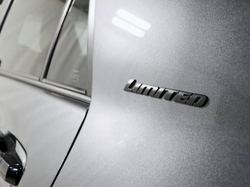 Used 2020 Toyota 4Runner Nightshade image 13