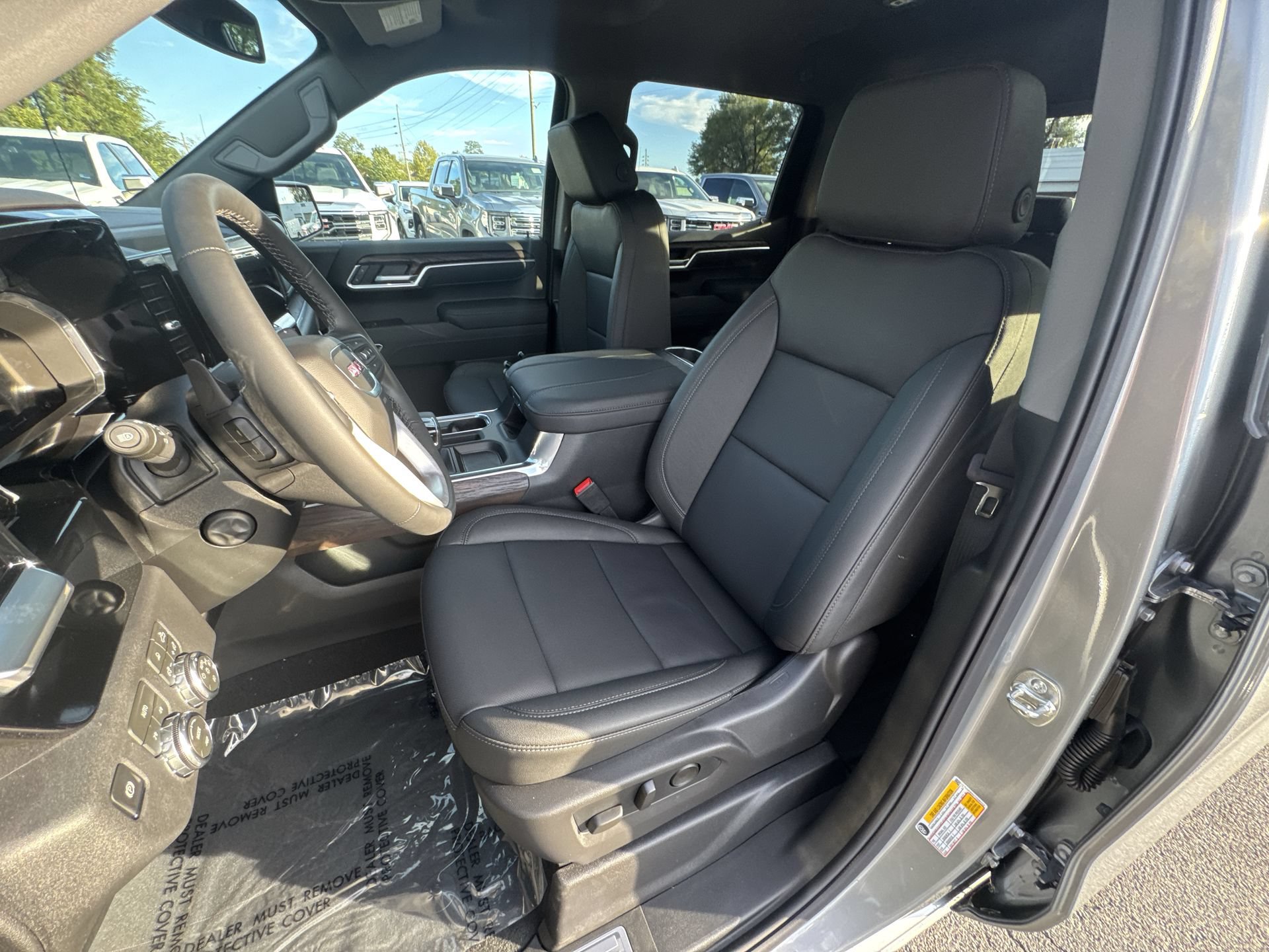 New 2026 GMC Sierra 1500 SLT w/ SLT Convenience Package AWD/4WD image 13