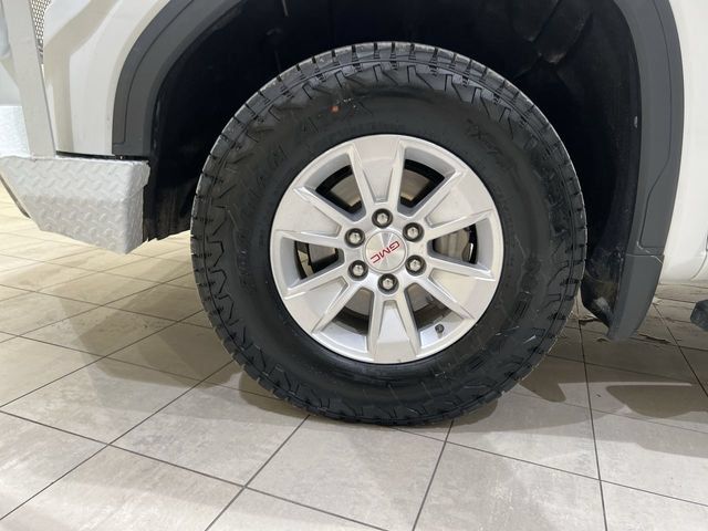 Used 2020 GMC Sierra 1500 SLE w/ SLE Value Package AWD/4WD image 30