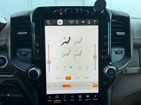 Used 2022 RAM 3500 Limited image 16