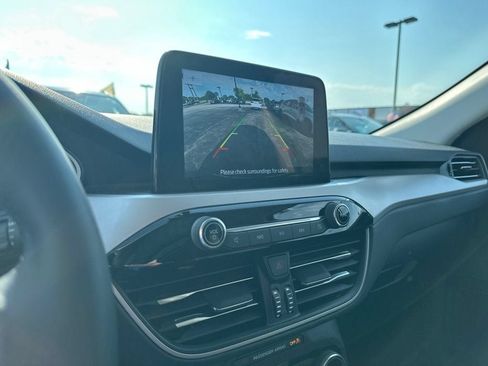 Used 2022 Ford Escape SEL FWD image 22