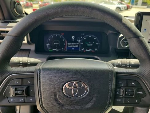 Used 2026 Toyota 4Runner 4WD image 21