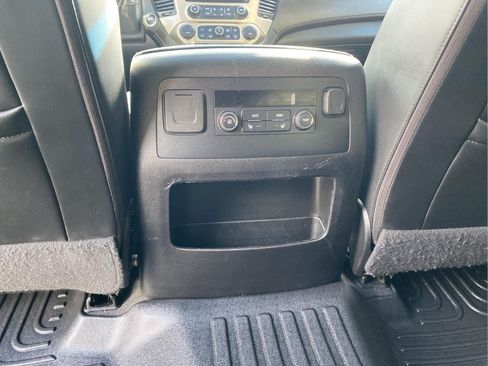 Used 2020 GMC Yukon XL Denali AWD/4WD image 28