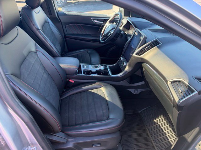Used 2021 Ford Edge ST-Line AWD/4WD image 12