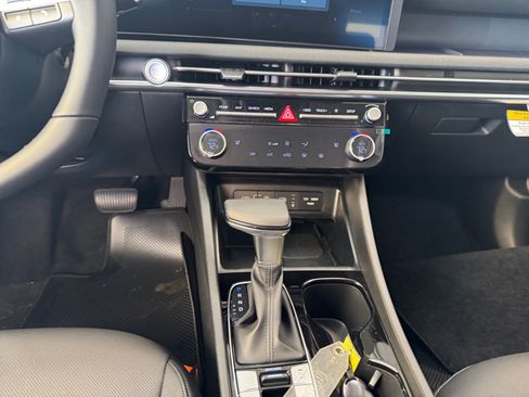 New 2025 Hyundai Tucson SEL image 11