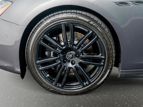 Used 2023 Maserati Ghibli Modena Q4 AWD/4WD image 17