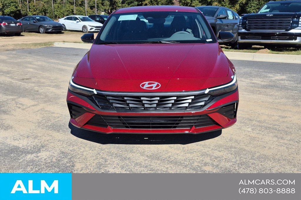 Used 2026 Hyundai Elantra Sport FWD image 2