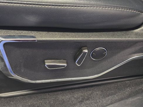 Used 2024 Ford F150 Lariat w/ Equipment Group 502A High image 11