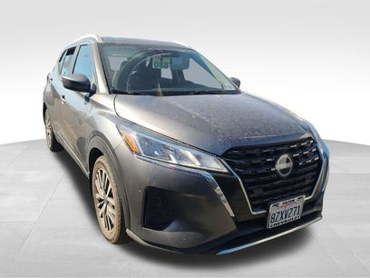 Used 2022 Nissan Kicks SV