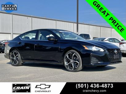 Used 2023 Nissan Altima 2.5 SR
