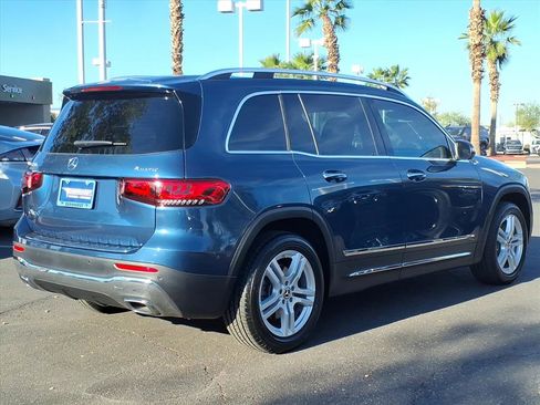 Used 2023 Mercedes-Benz GLB 250 4MATIC image 5