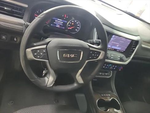 Used 2022 GMC Acadia SLE w/ Driver Convenience Package FWD image 14