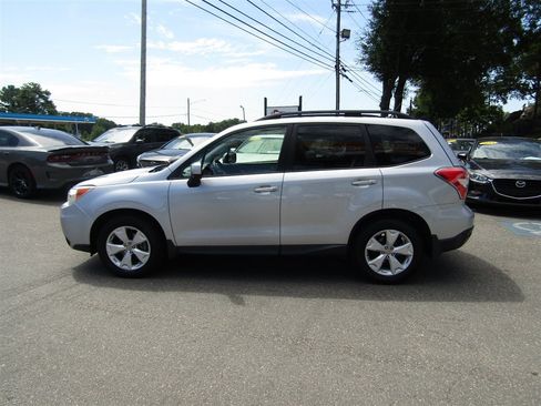 Used 2015 Subaru Forester 2.5i Premium w/ Protection Package #1 AWD/4WD image 4