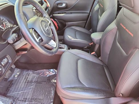 Used 2023 Jeep Renegade Trailhawk w/ Sun/Sound Group image 15