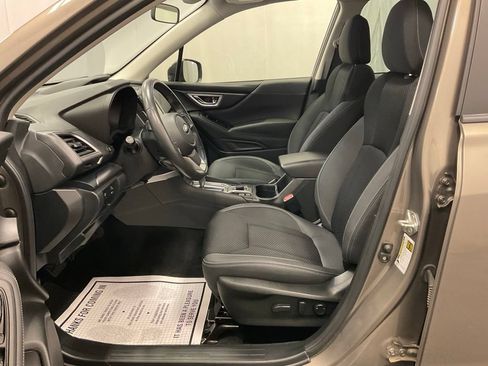 Used 2021 Subaru Forester Premium AWD/4WD image 13