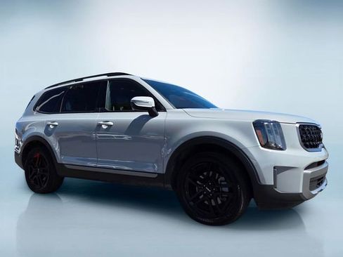 Used 2023 Kia Telluride EX X-Line AWD/4WD image 2