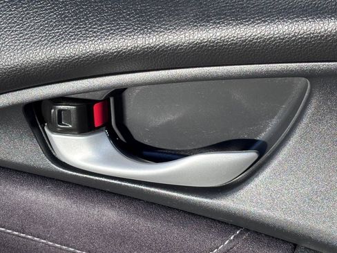 Used 2019 Honda Insight EX image 20