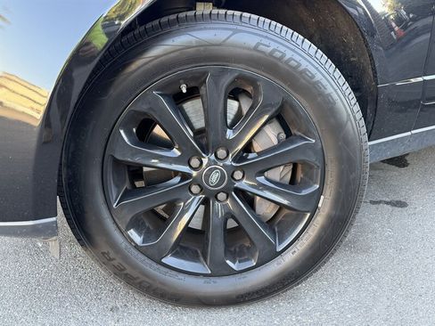 Used 2014 Land Rover Range Rover Supercharged AWD/4WD image 6