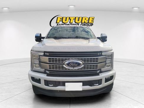 Used 2018 Ford F250 Platinum w/ Platinum Ultimate Package AWD/4WD image 2