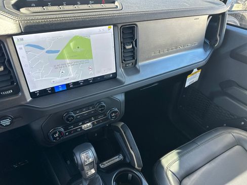 New 2025 Ford Bronco Badlands image 26