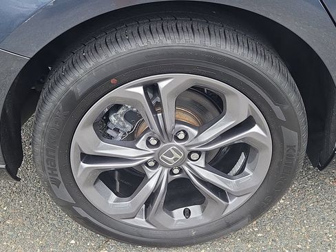 Certified 2023 Honda Accord EX-L image 9