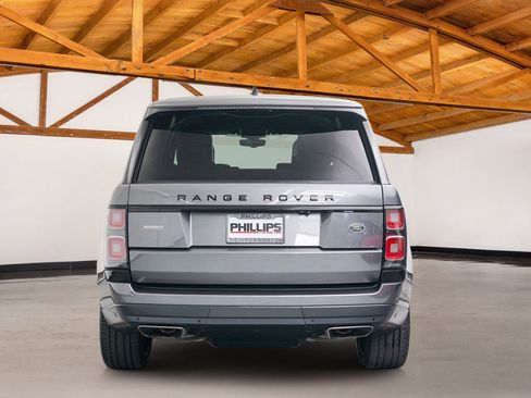 Used 2019 Land Rover Range Rover Supercharged image 4