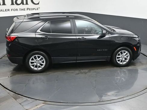 Used 2024 Chevrolet Equinox LT image 15