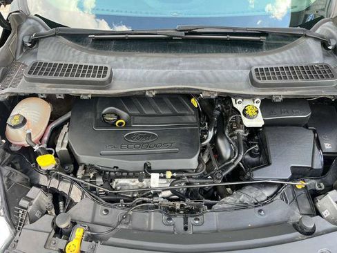 Used 2017 Ford Escape Titanium FWD image 40