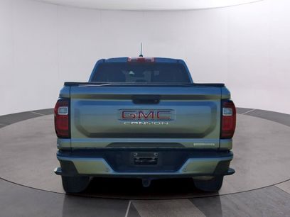 Used 2024 GMC Canyon Elevation w/ Elevation Premium Package