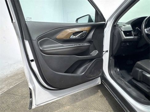 Used 2018 GMC Terrain SLE image 23