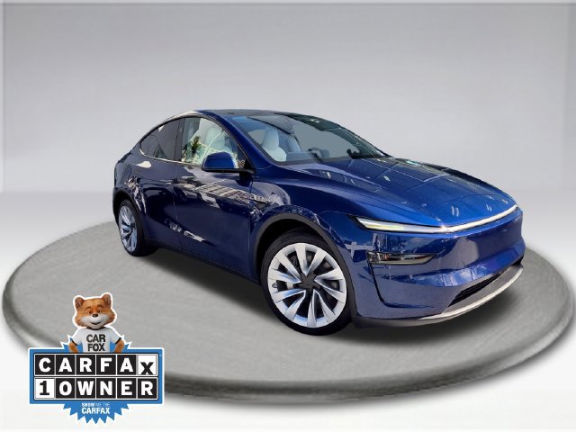 Used 2026 Tesla Model Y Long Range RWD image 2