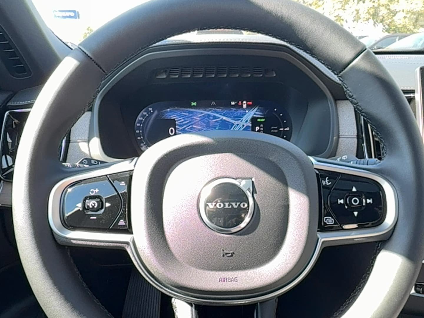 New 2026 Volvo XC90 T8 Plus w/ Protection Package Premier AWD/4WD image 20