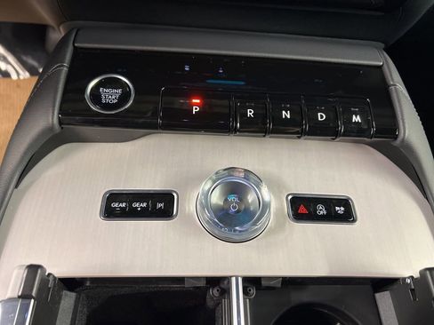 New 2026 Lincoln Navigator Reserve AWD/4WD image 17