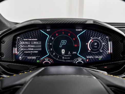 Used 2025 Lamborghini Revuelto image 14