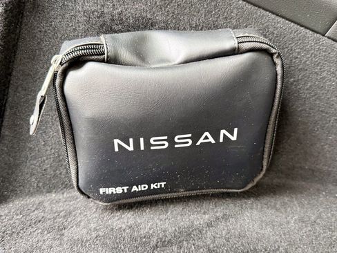 Used 2024 Nissan Rogue SV image 16