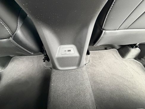 Used 2025 Buick Envision Sport Touring image 20