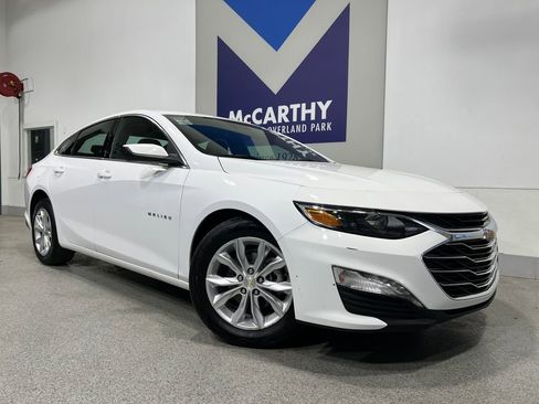 Used 2024 Chevrolet Malibu LT FWD image 2