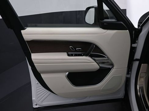 New 2026 Land Rover Range Rover SE AWD/4WD image 22
