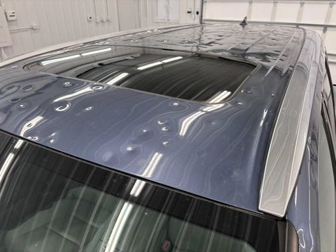 Used 2019 Toyota Highlander XLE AWD/4WD image 30