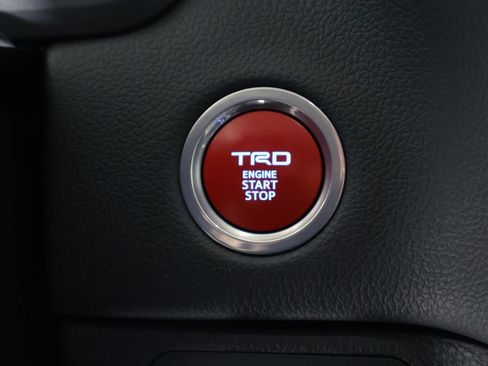 Used 2024 Toyota Tundra Limited image 24