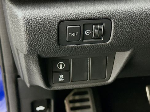 Used 2018 Honda Accord Sport image 16